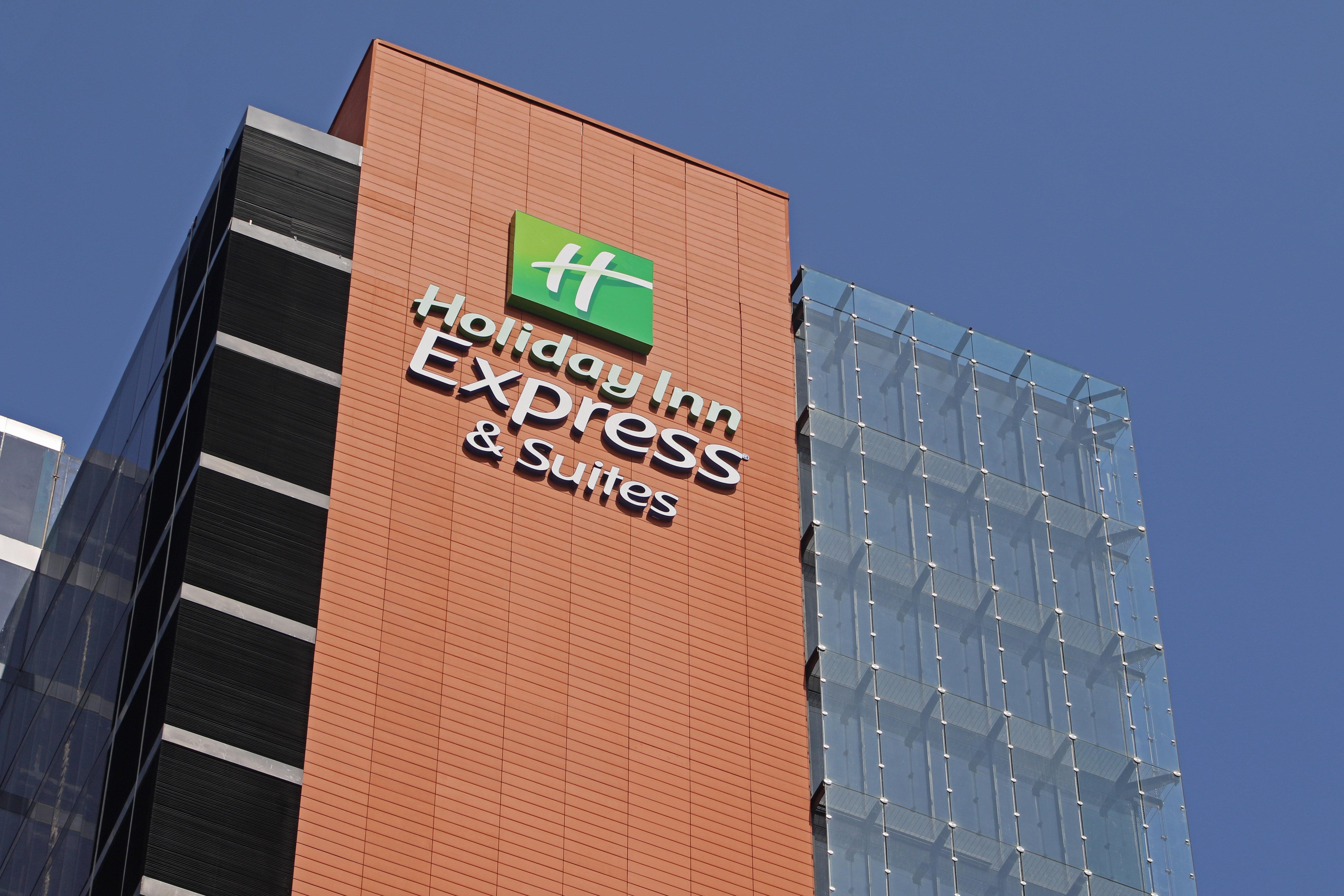 Holiday Inn Express & Suites Monterrey Valle By Ihg San Pedro Garza Garcia Экстерьер фото