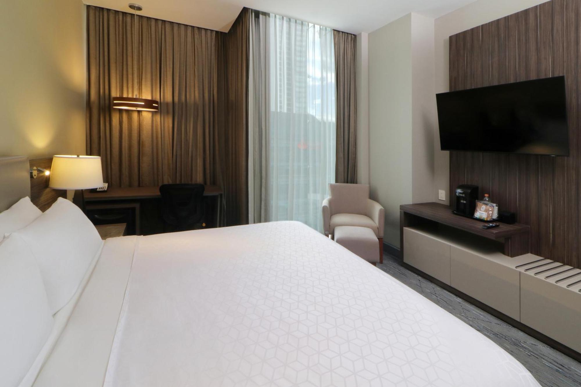 Holiday Inn Express & Suites Monterrey Valle By Ihg San Pedro Garza Garcia Экстерьер фото